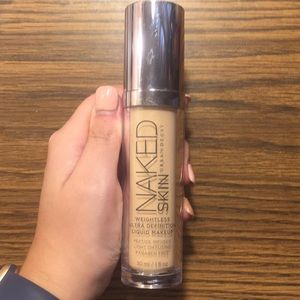 Urban decay naked skin liquid foundation